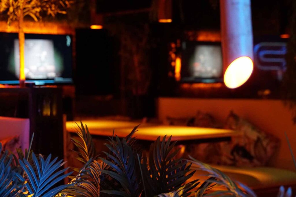 PREMIUM - Shisha Bar, Restaurant & Gaming