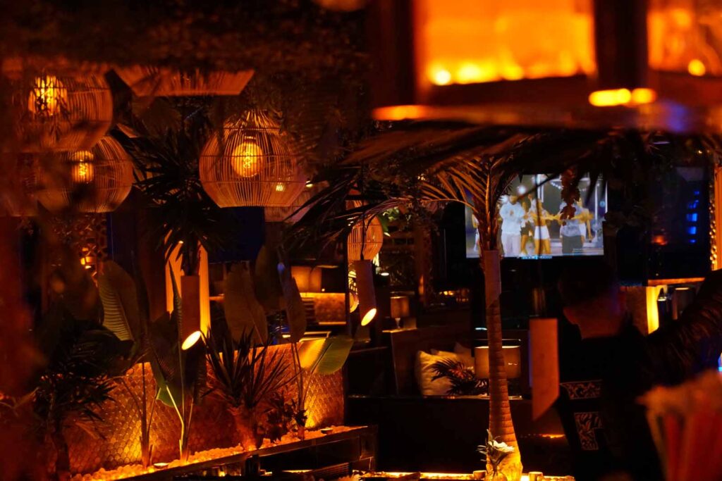 PREMIUM - Shisha Bar, Restaurant & Gaming