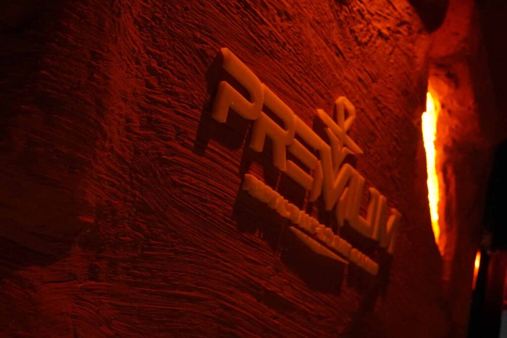 PREMIUM - Shisha Bar, Restaurant & Gaming